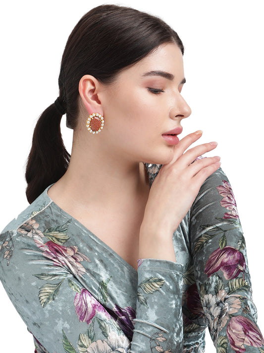 UNIDA SUNSTONE AND PEARL STUDS jewellery in 24K gold plating | XAGO Luxe