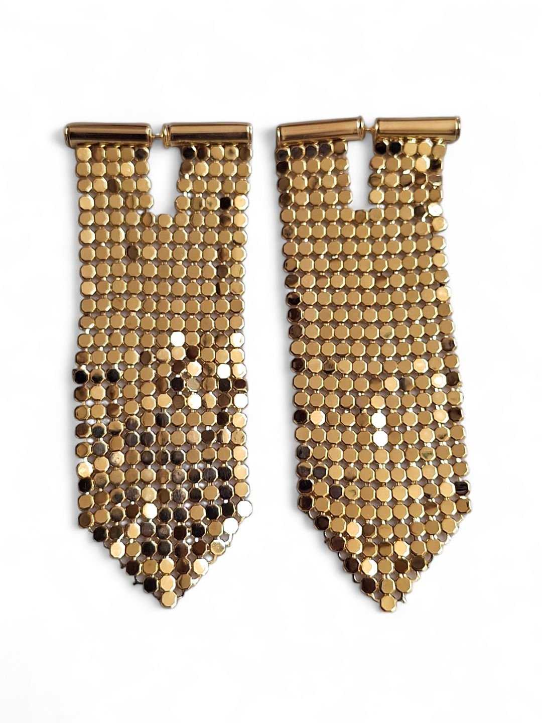 LE DANIEL GOLD PLATE CONTEMPORARY SHAPDE DROP EARRINGS