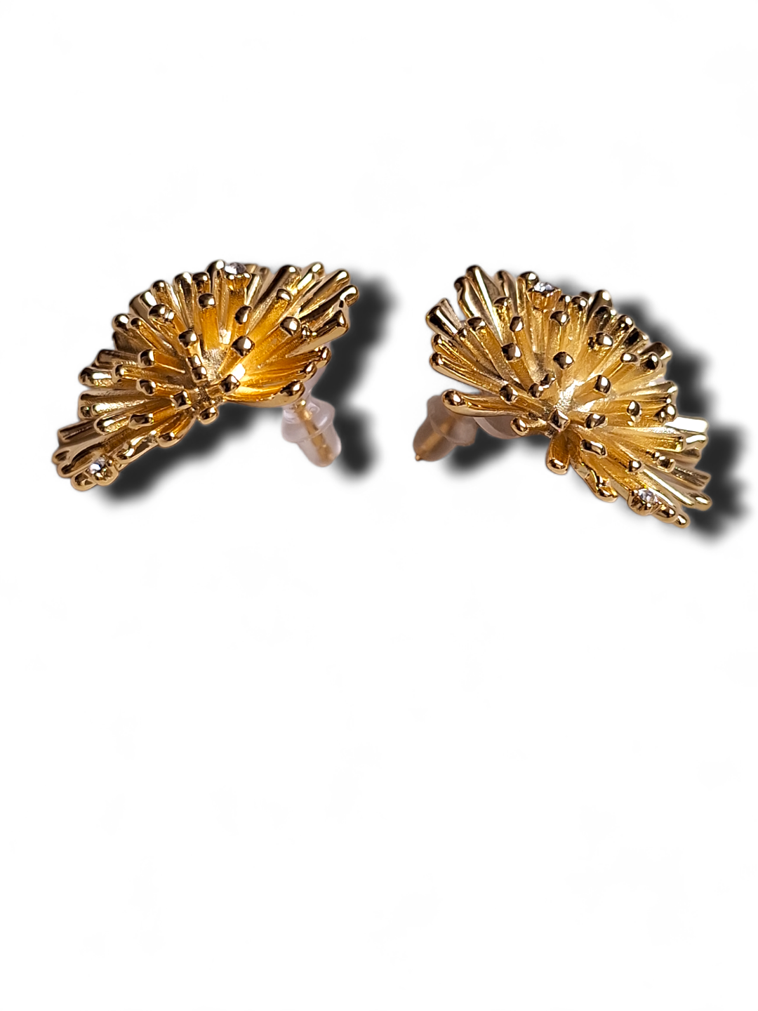 LE ELISA GOLD PLATED CONTEMPORARY SHAPED STUD EARRING jewellery in 24K gold plating | XAGO Luxe