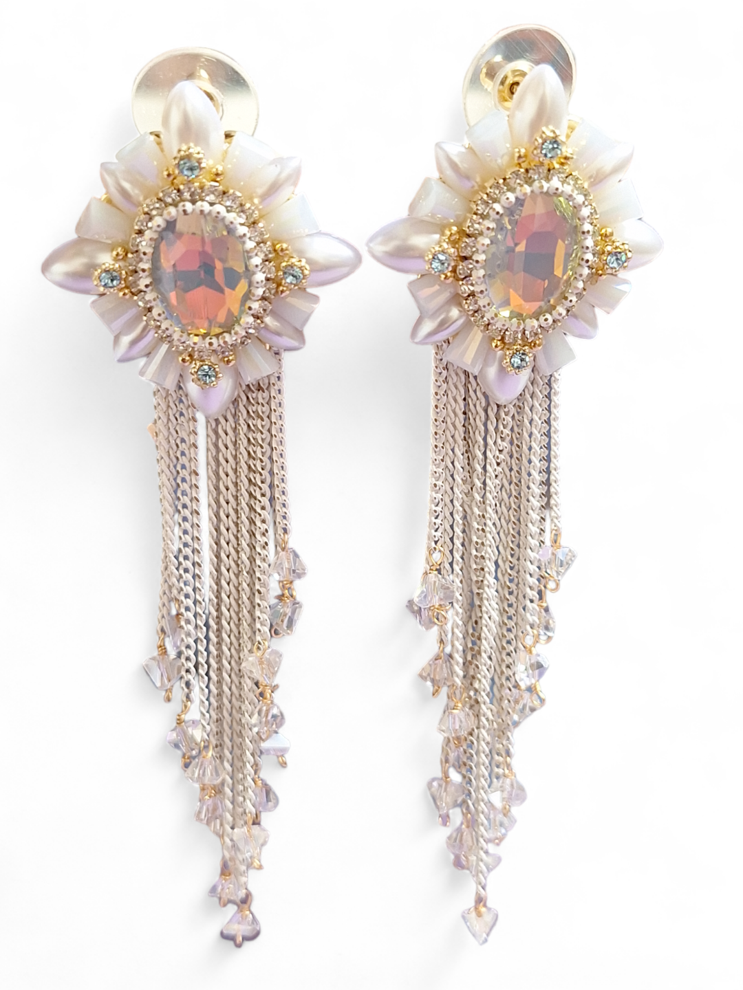 LE BARBARA WHITE CONTEMPORARY SHAPE DROP EARRINGS
