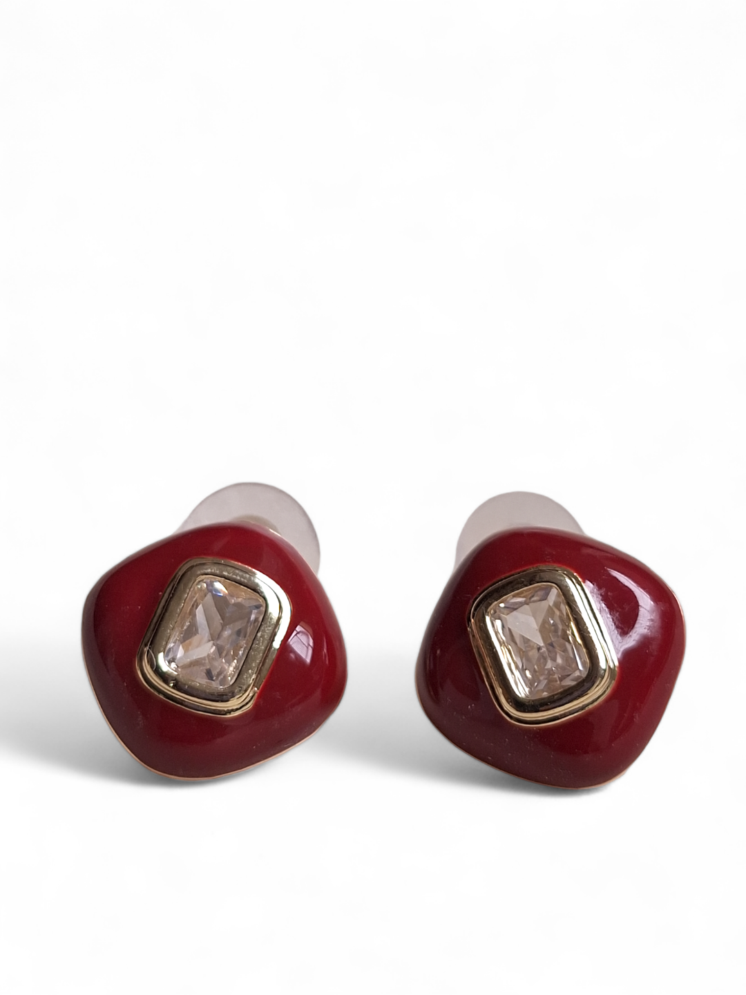 LE MARIANA RED CONTEMPORARY SHAPE STUDS EARRINGS jewellery in 24K gold plating | XAGO Luxe