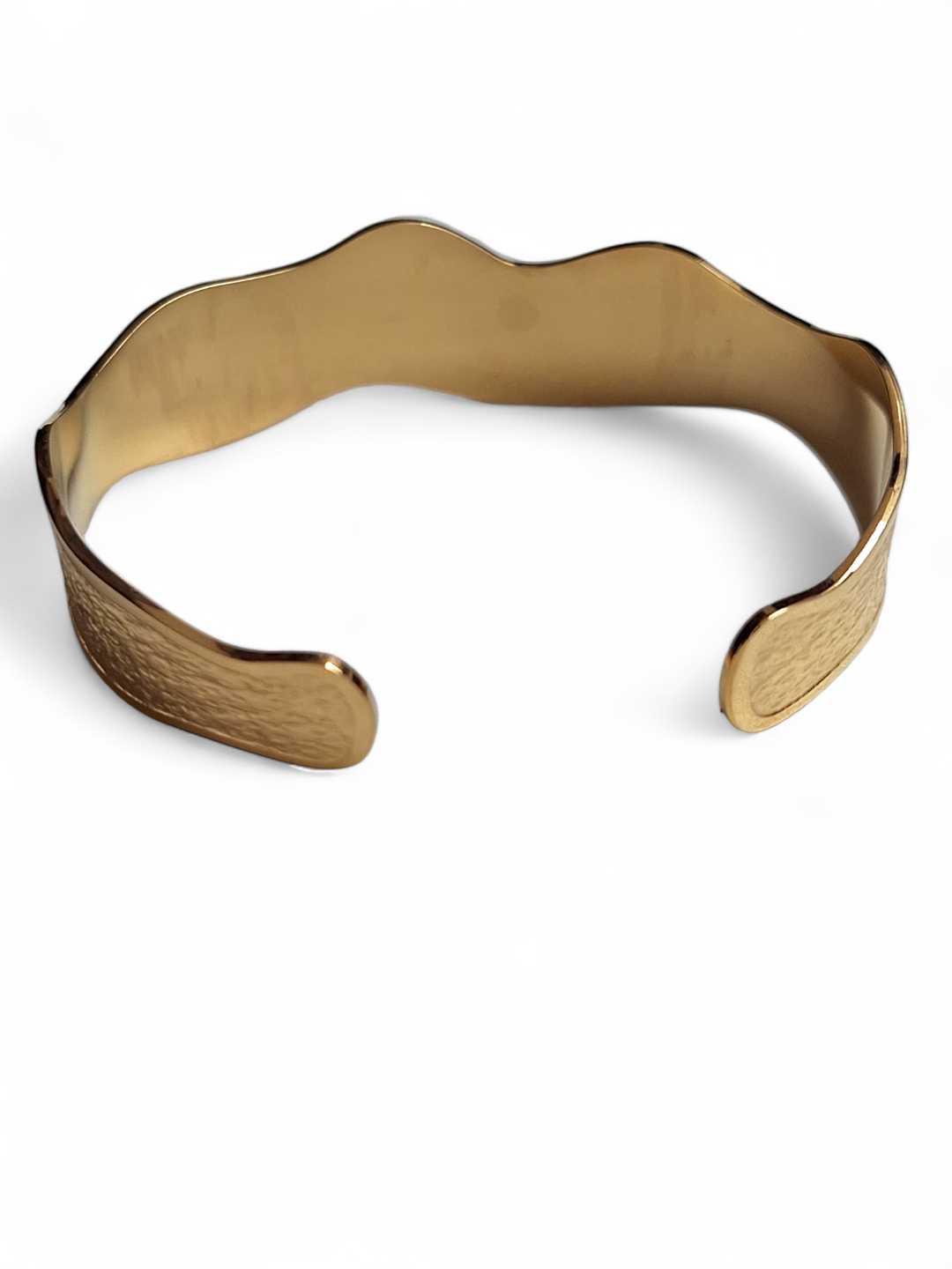 LA ARCA WHITE STONE GOLD HANDCUFFS BRACELET jewellery in 24K gold plating | XAGO Luxe