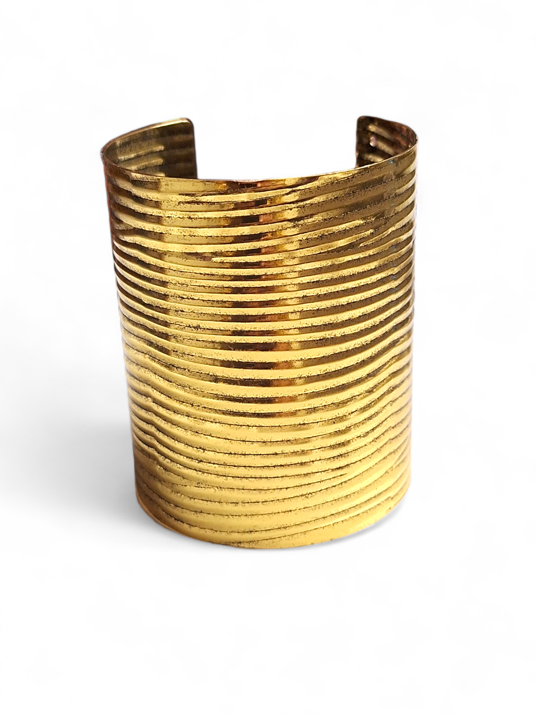 LA ARKA GOLD PLATED HANDCUFFS jewellery in 24K gold plating | XAGO Luxe