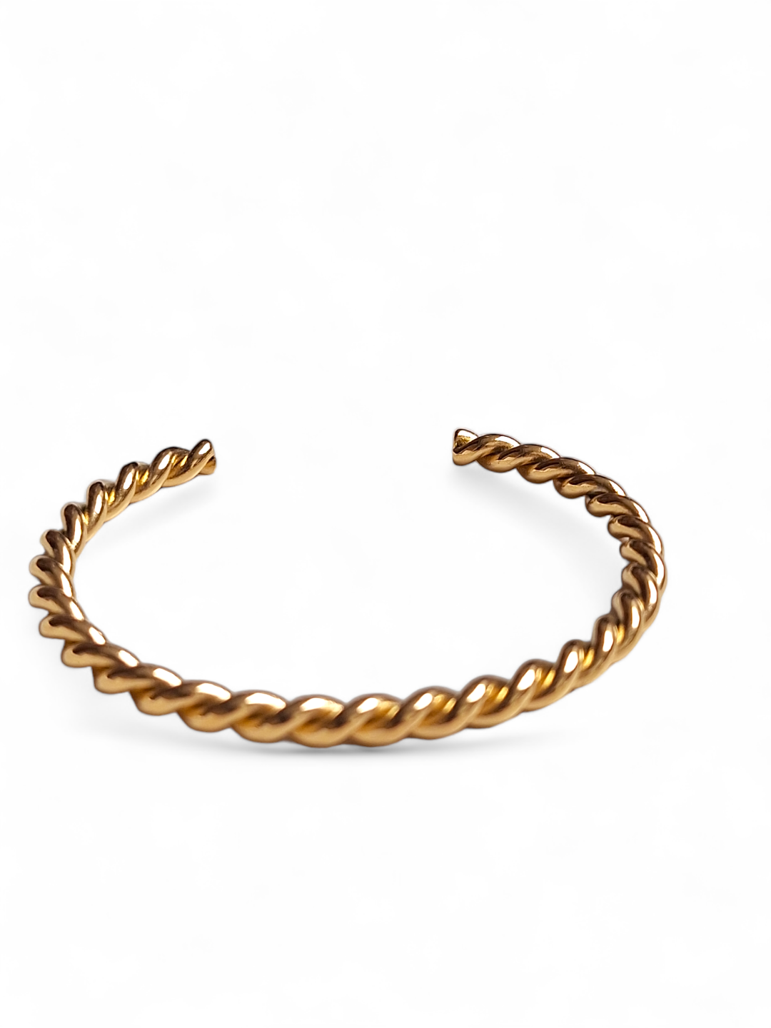 LE ALONDRA GOLD PLATED CUFF BRACELET jewellery in 24K gold plating | XAGO Luxe