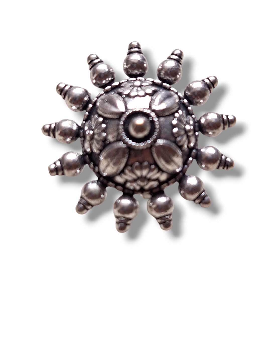 LE BHUMI SILVER-PLATED FLOWER SHAP ADJUSTABLE FINGER RINGS jewellery in 24K gold plating | XAGO Luxe