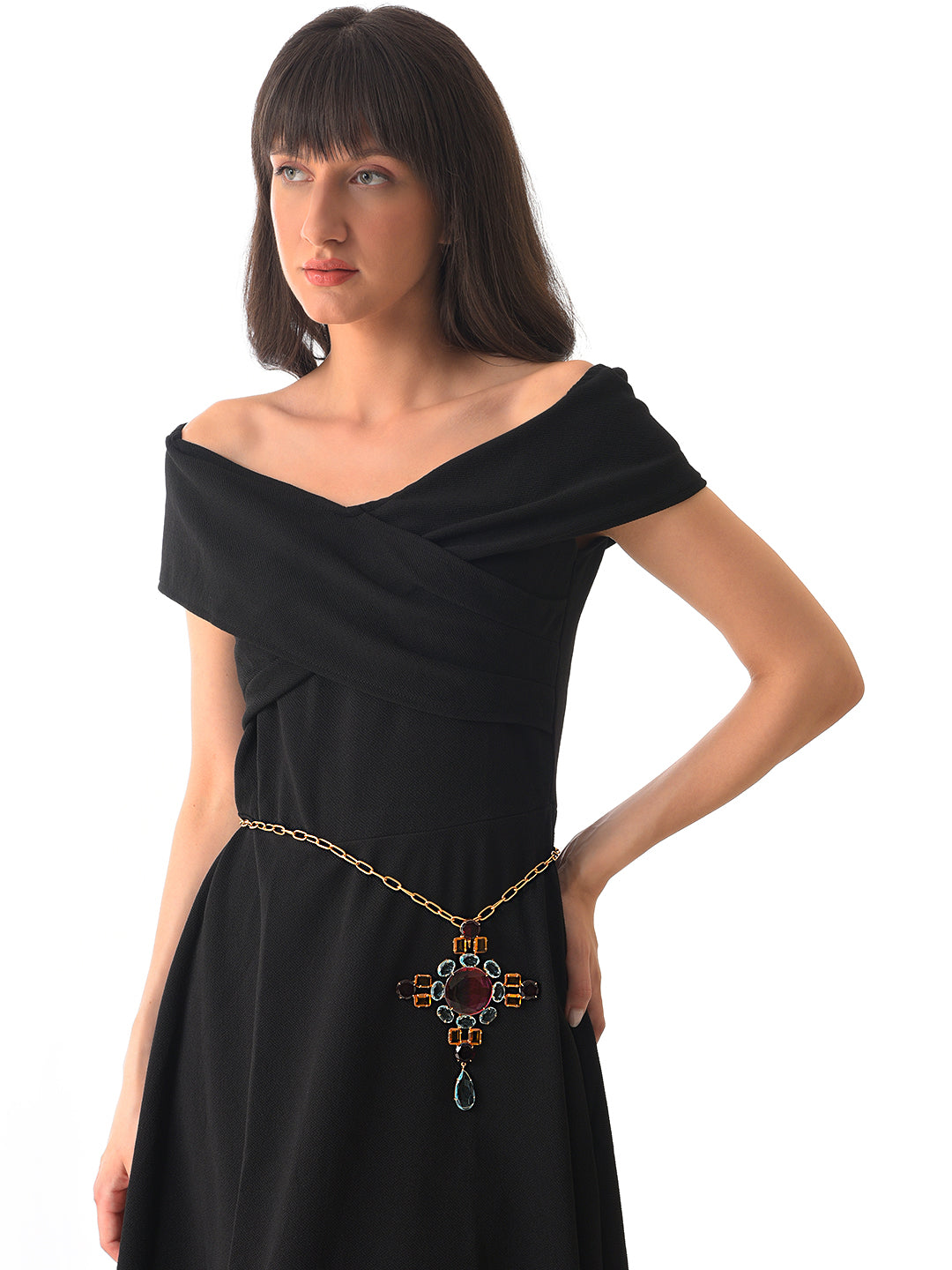 XAGO MULTI STONE STUDDED BIG PENDANT