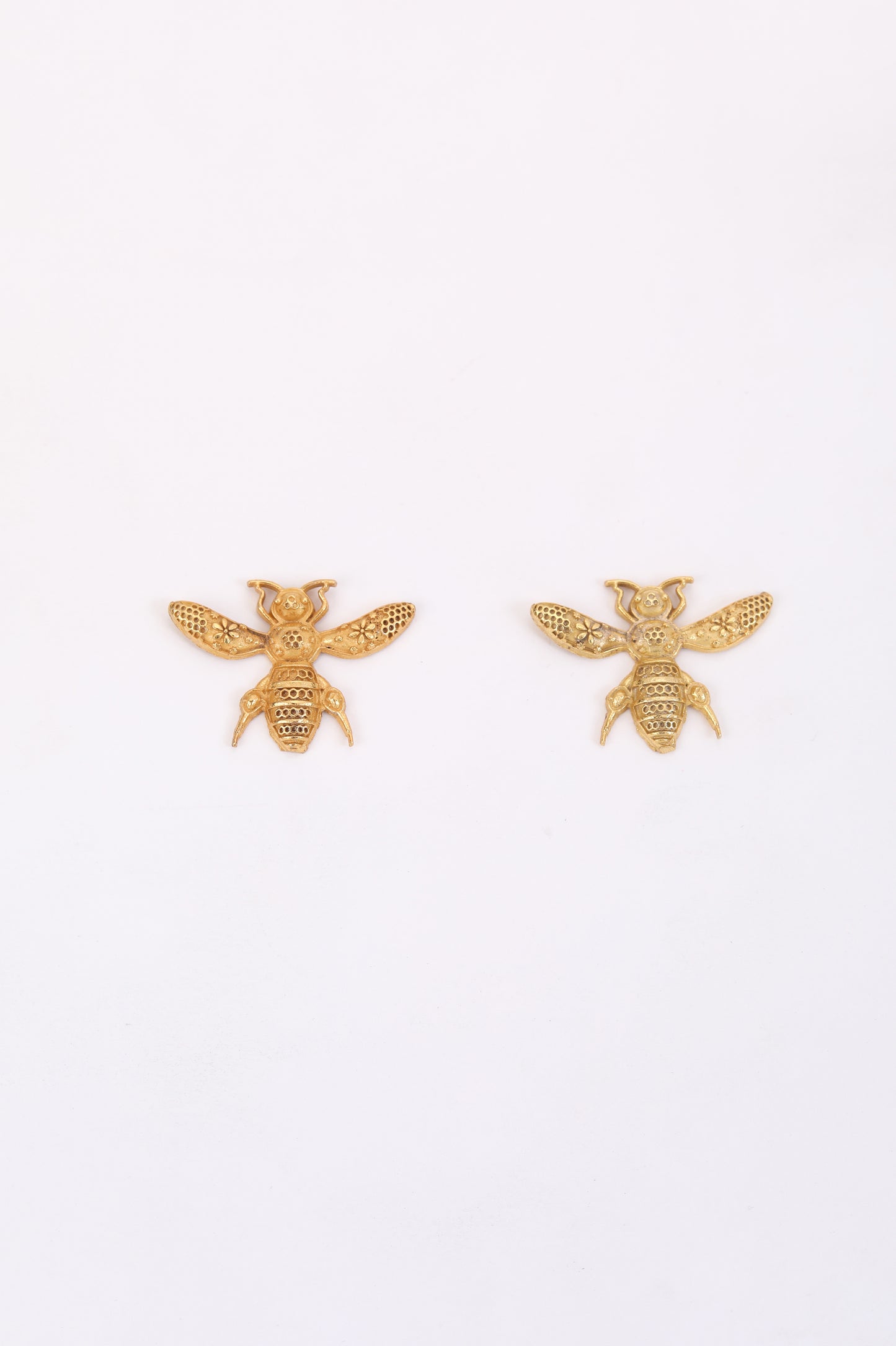 Buzzin Studs jewellery in 24K gold plating | XAGO Luxe