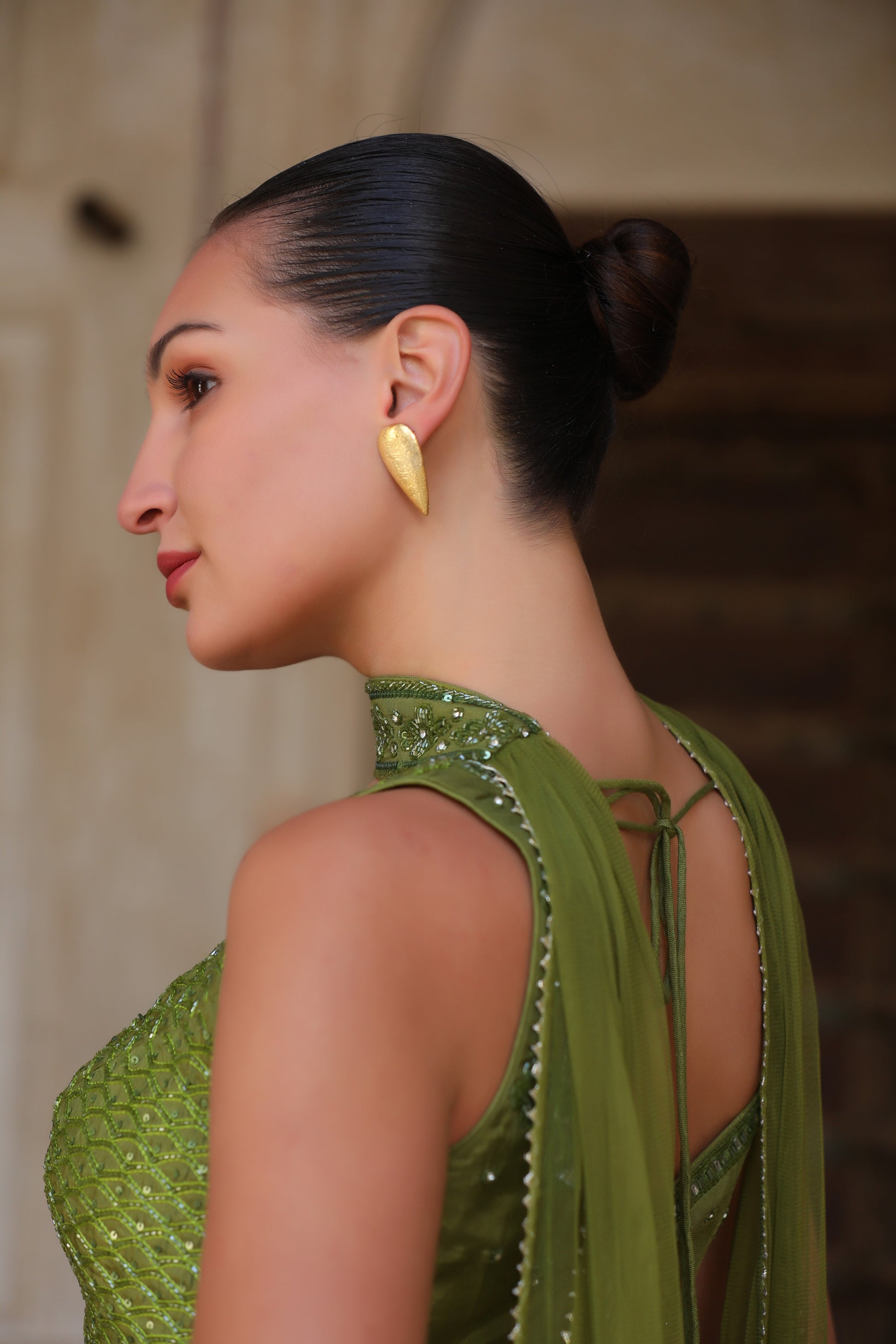 Serene Swirl jewellery in 24K gold plating | XAGO Luxe