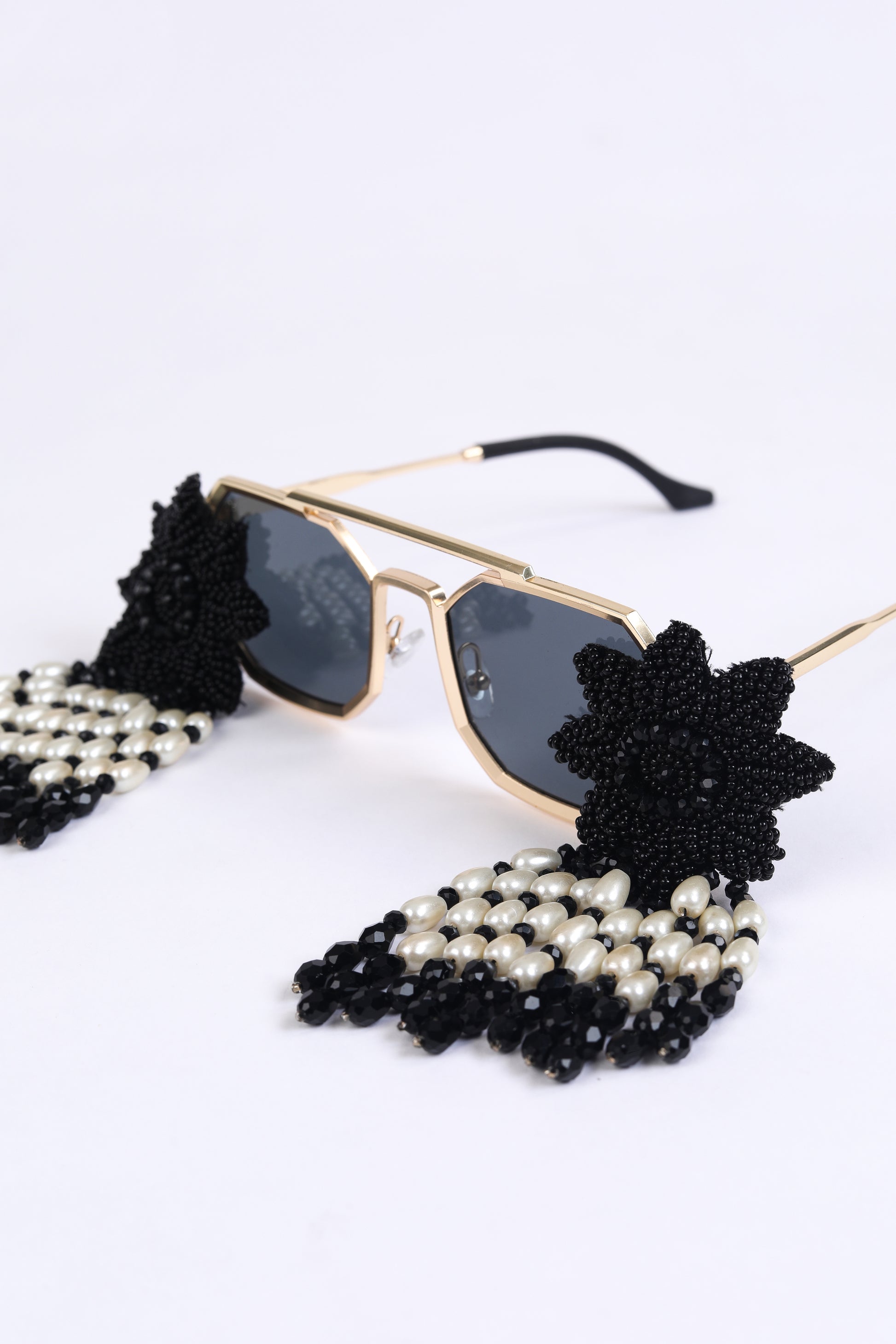 VeroZirc Sunglasses jewellery in 24K gold plating | XAGO Luxe