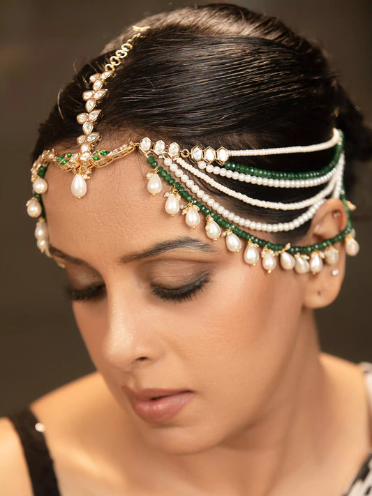 Nivriti Pearl and Moissanite Polki Maangtika