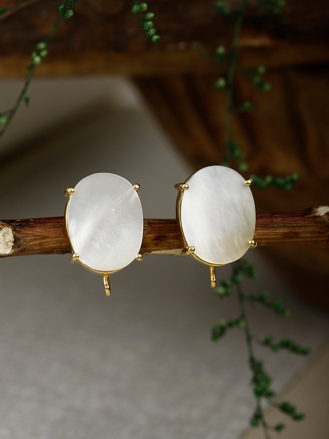 ISHANVI MOTHER OF PEARL GOLD PLATED STUDS