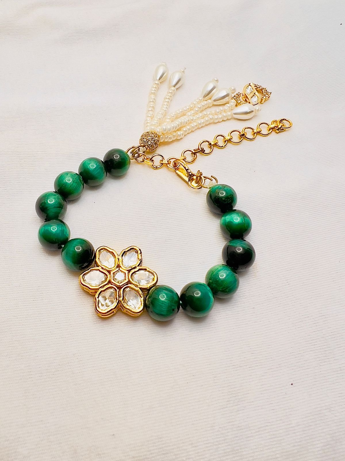 LE ANVIKSA GREEN PEARL & KUNDAN BRACELET jewellery in 24K gold plating | XAGO Luxe