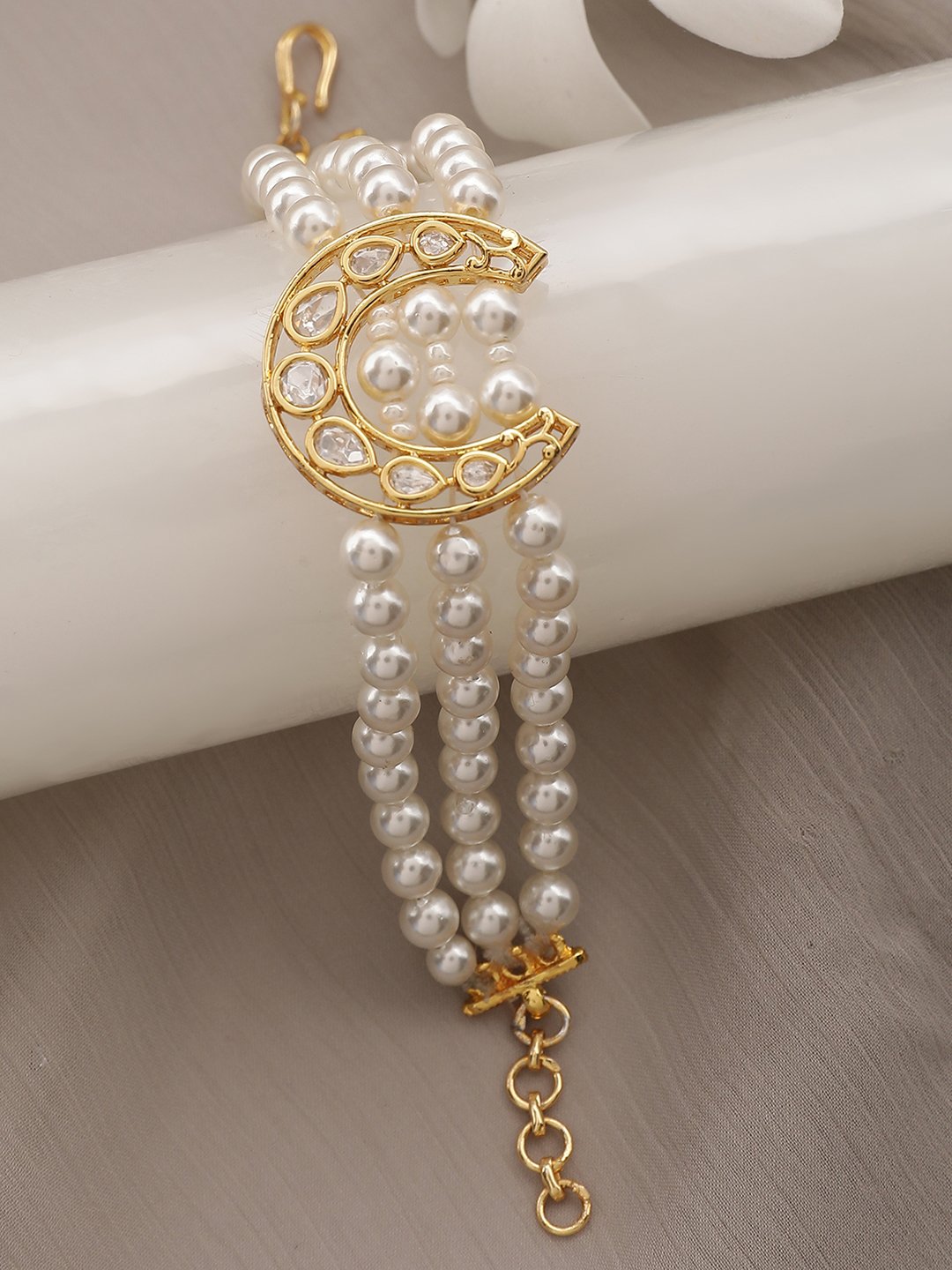 LE ELEONORA PEARL &KUNDAN BRACELET jewellery in 24K gold plating | XAGO Luxe
