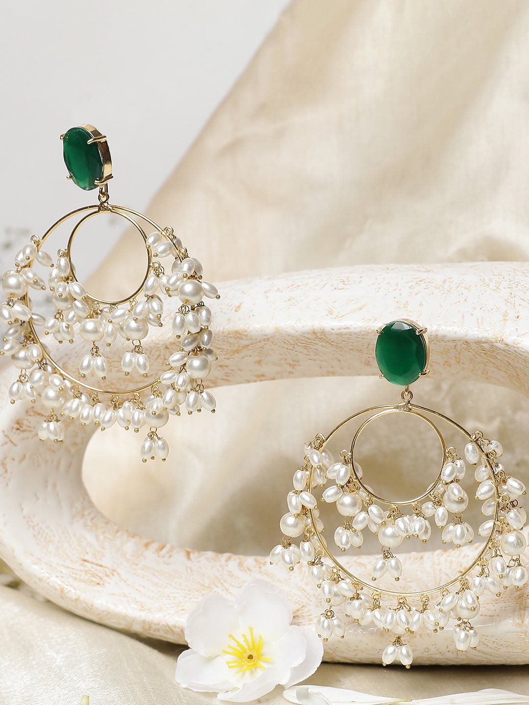 LE HARMONIA GREEN ONYX & PEARLS EARRINGS jewellery in 24K gold plating | XAGO Luxe
