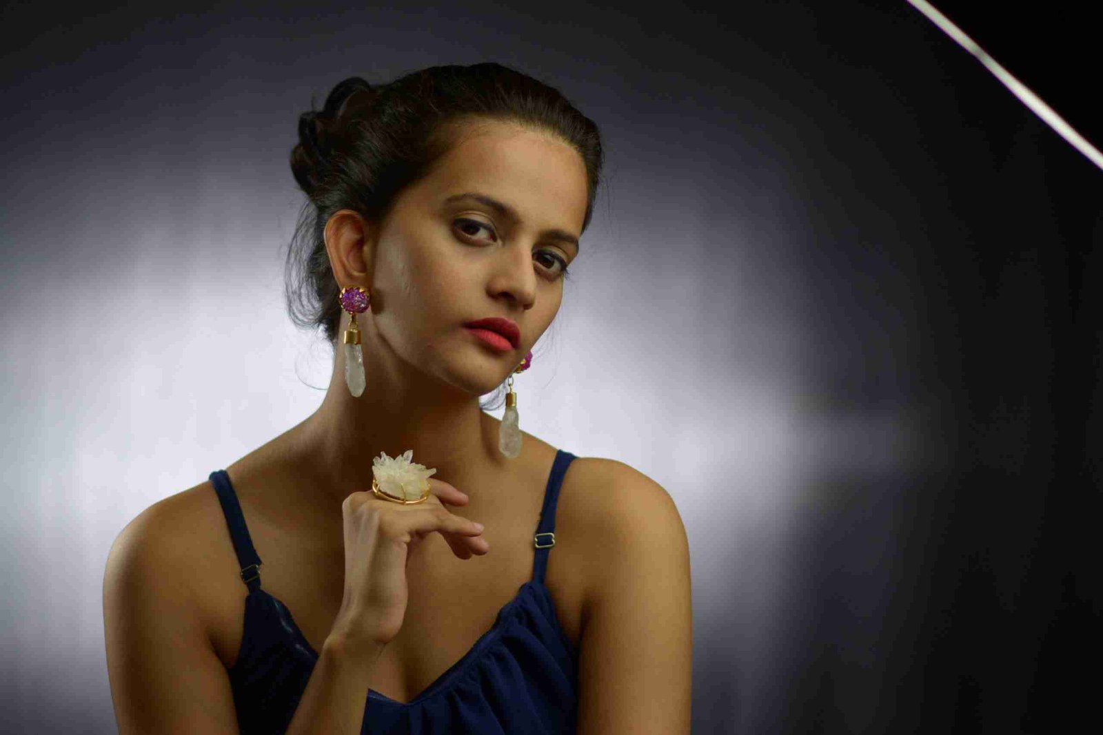 WHITE DRUZY RING jewellery in 24K gold plating | XAGO Luxe