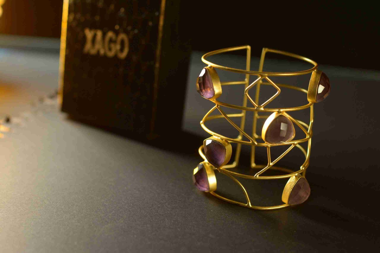 XAGO GOLD TONED AMETHYST CUFF BRACELET AMETHYST CUFF BANGLE AMETHYST JEWELLER jewellery in 24K gold plating | XAGO Luxe