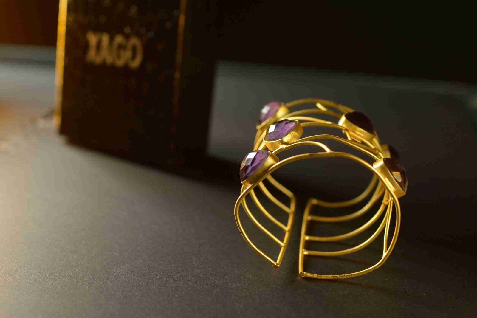 XAGO GOLD TONED AMETHYST CUFF BRACELET AMETHYST CUFF BANGLE AMETHYST JEWELLER jewellery in 24K gold plating | XAGO Luxe