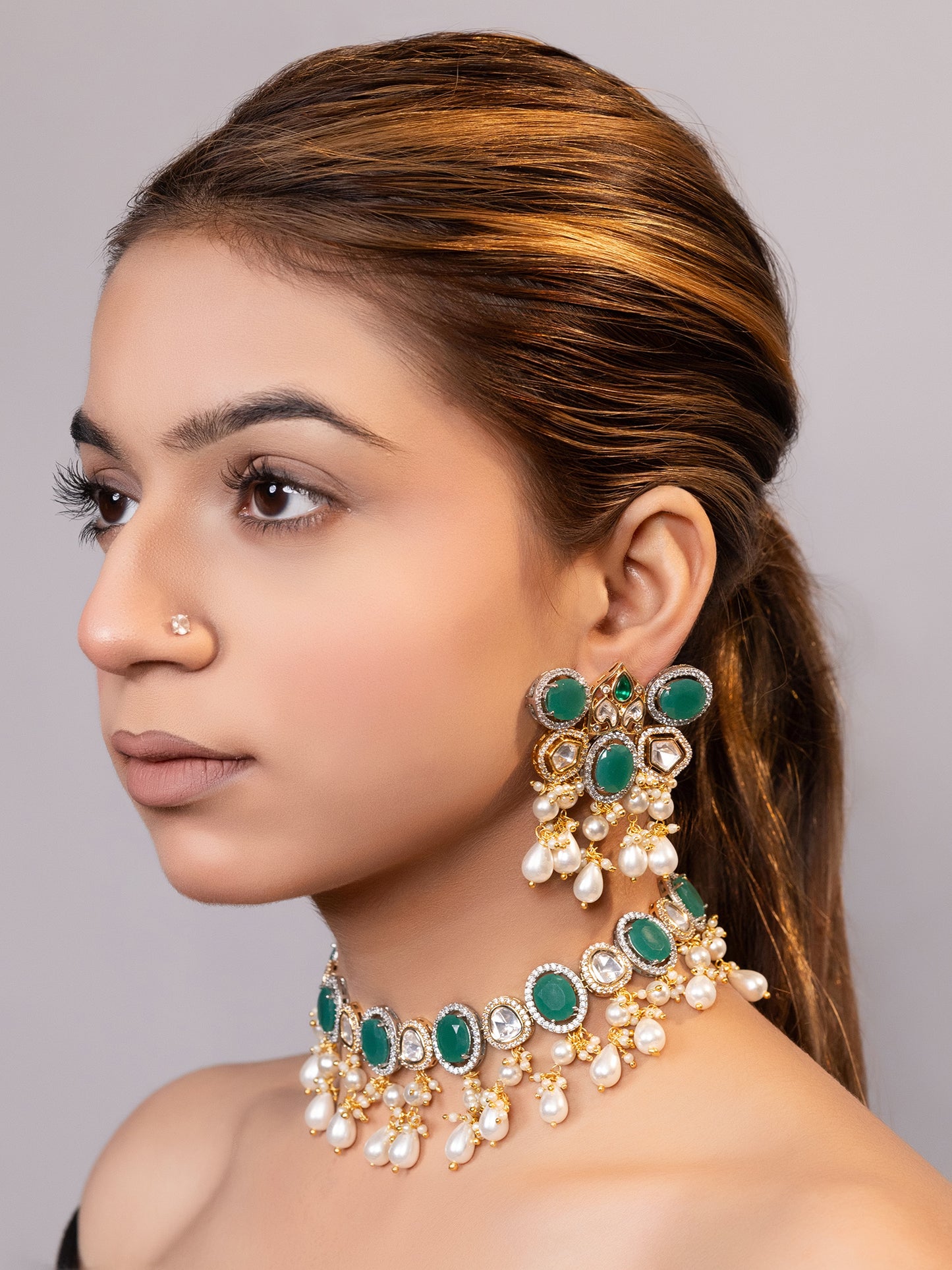 LE ADI GOLD PLATED MINT GREEN BEADS AND KUNDAN STUDDED NECKLACE SET jewellery in 24K gold plating | XAGO Luxe