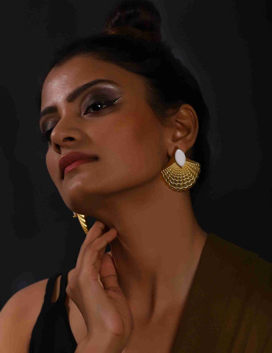 RAKUL SEA SHELL MOP STUDS jewellery in 24K gold plating | XAGO Luxe