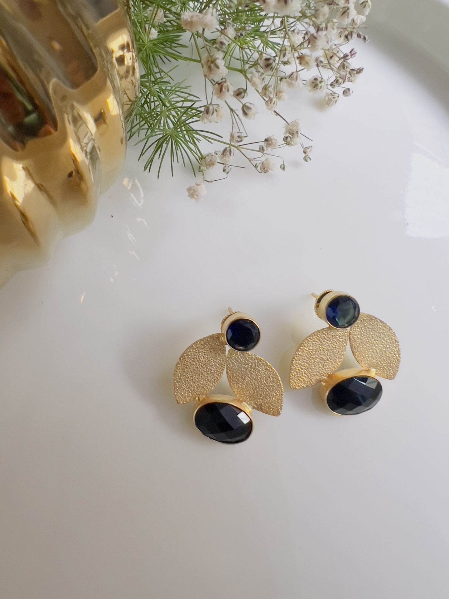BLACK CONTEMPORARY DROP EARRING jewellery in 24K gold plating | XAGO Luxe