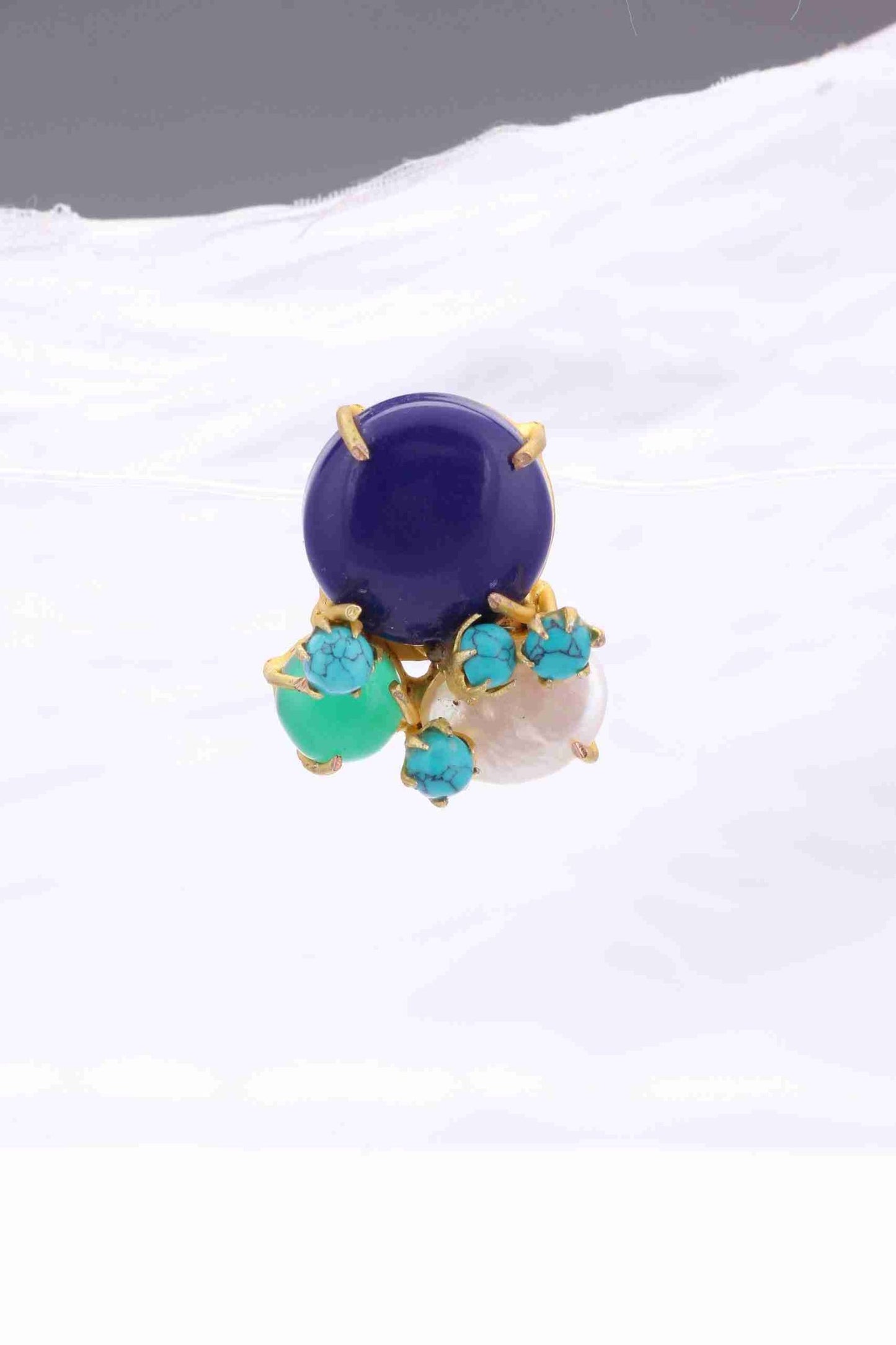 MULTICOLOUR STUDS EARRINGS jewellery in 24K gold plating | XAGO Luxe