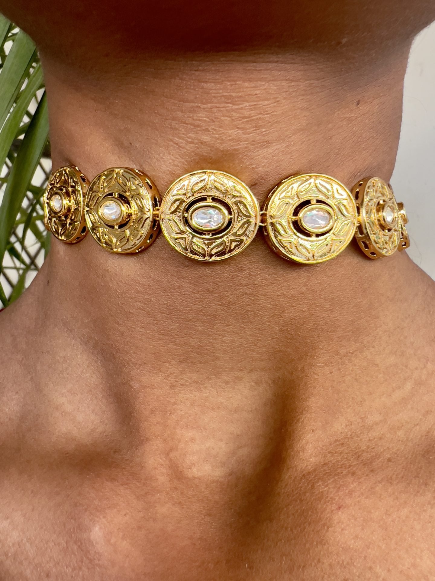 LE SELENA GOLD AND WHITE KUNDAN NECKLACE jewellery in 24K gold plating | XAGO Luxe