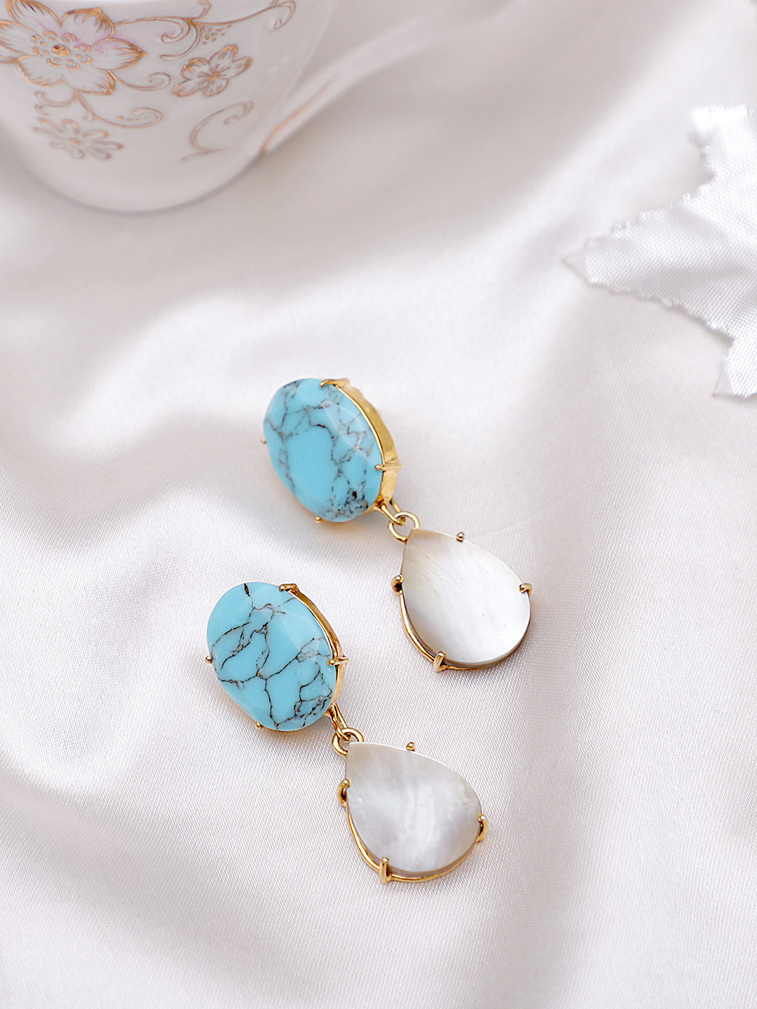 ISMENE TURQUOISE AND MOTHER OF PEARL EARRINGS jewellery in 24K gold plating | XAGO Luxe
