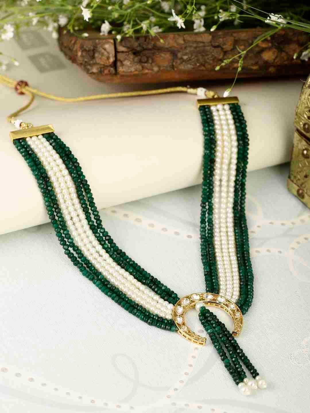 JASMIRA GREEN AND WHITE PEARLS KUNDAN NECKLACE SET jewellery in 24K gold plating | XAGO Luxe