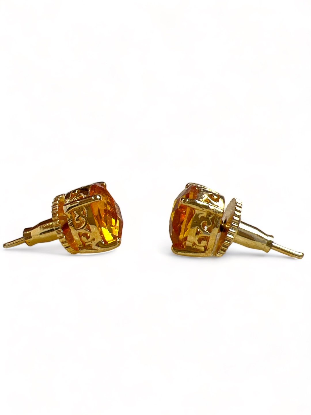 GOLD TONED ORANGE CURCULAR SHAPED STUD EARRING jewellery in 24K gold plating | XAGO Luxe