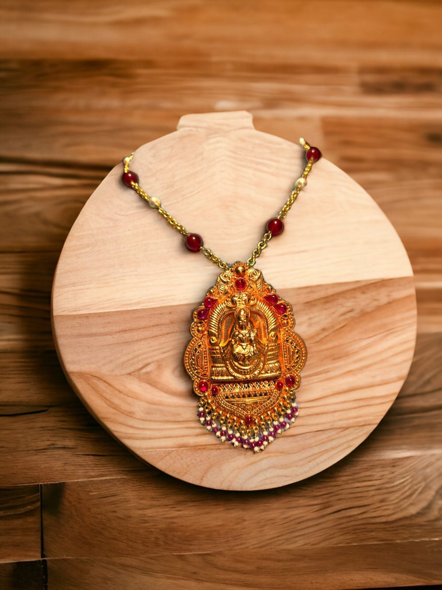 LE ANTONIA KUNDAN STUDDED NECKLACE jewellery in 24K gold plating | XAGO Luxe