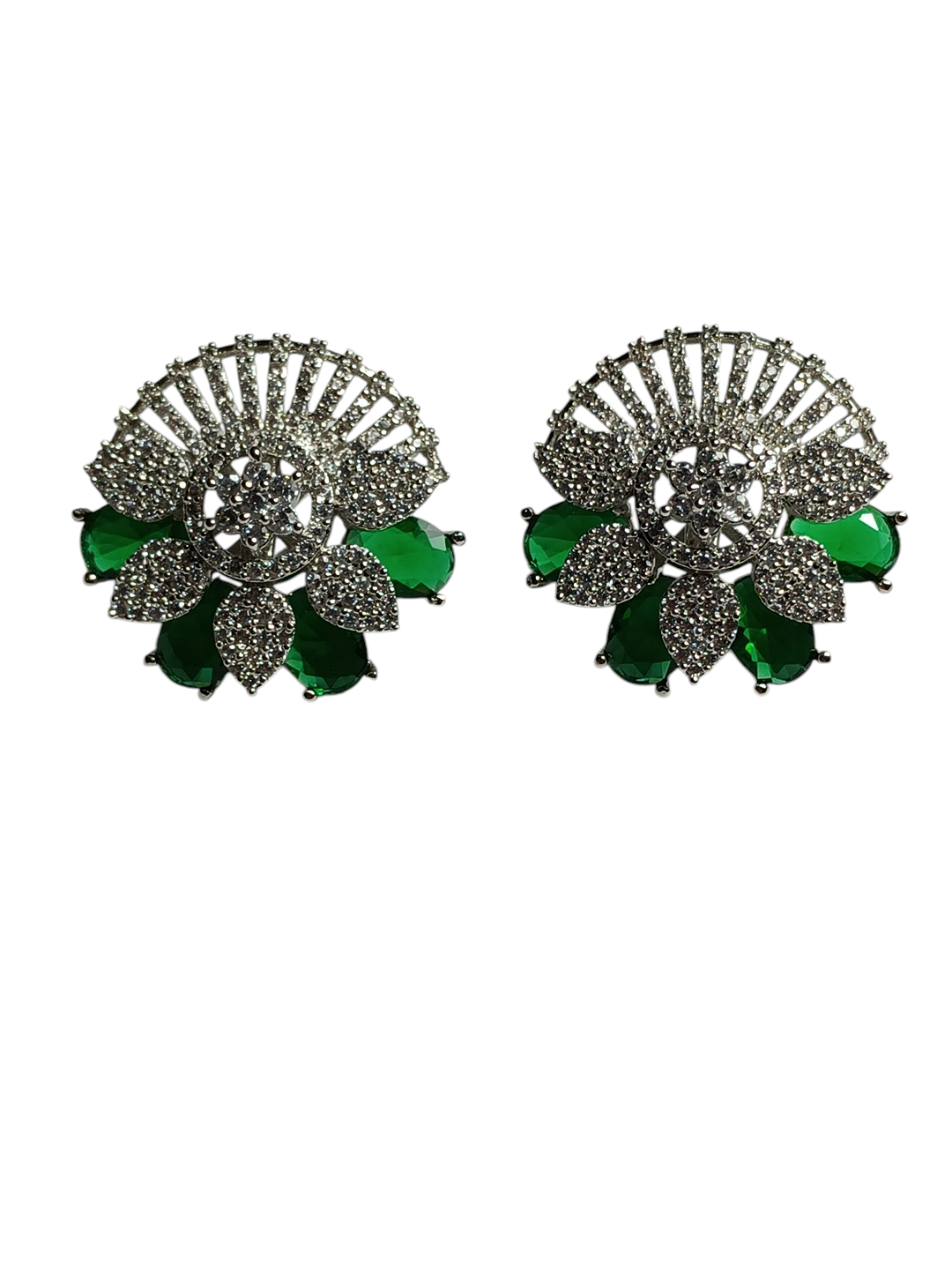 LE Lavanya green studs