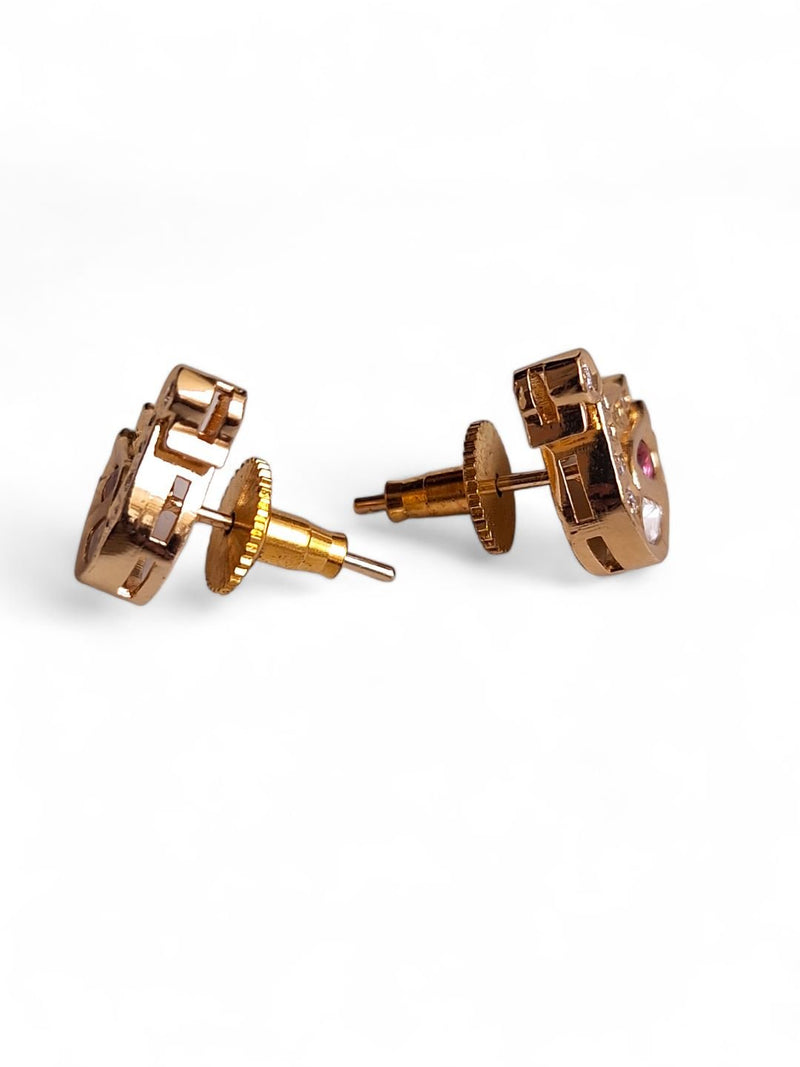 LE BRISA GOLD PLATED KUNDAN STUDDED CONTEMPORARY  SHAPED STUD EARRINGS jewellery in 24K gold plating | XAGO Luxe