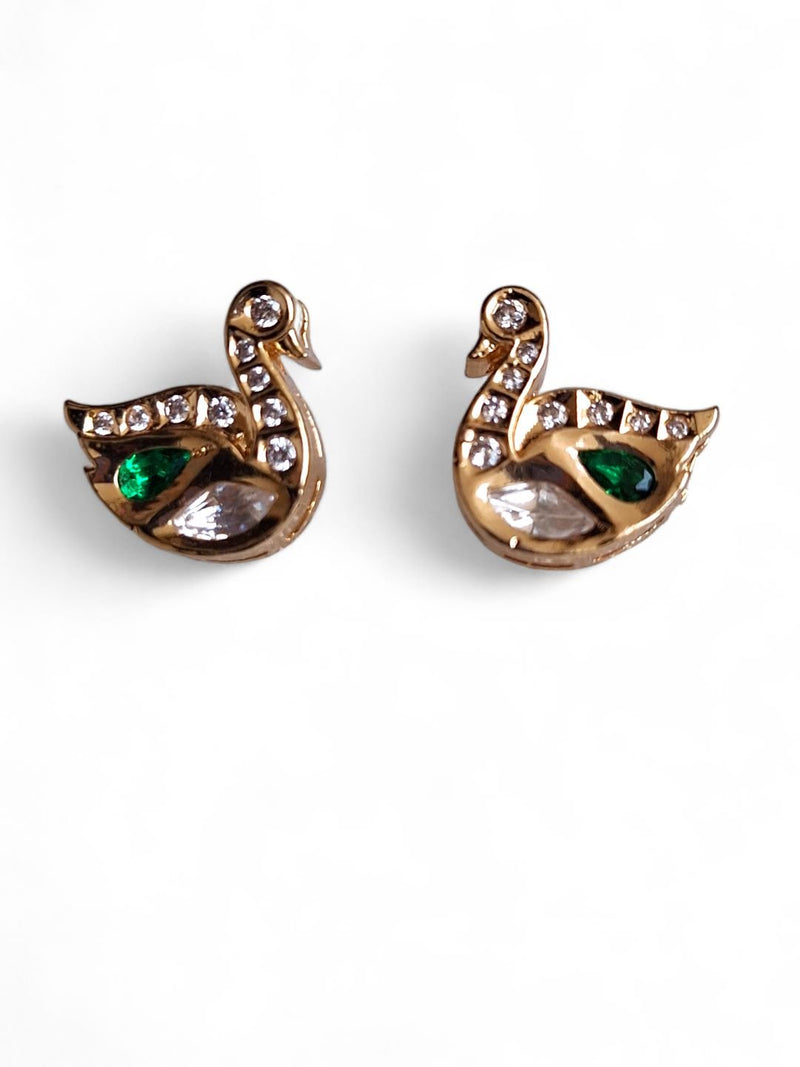 LE VELA GOLD PLATED KUNDAN STUDDED CONTEMPORARY SHAPED STUD EARRINGS jewellery in 24K gold plating | XAGO Luxe