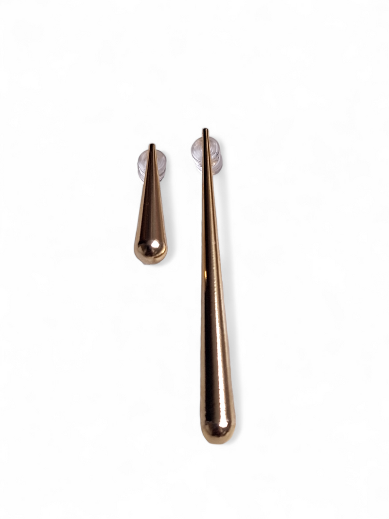 LE CARINA GOLD PLATED CONTEMPORARY SHAPED STUD EARRINGS jewellery in 24K gold plating | XAGO Luxe