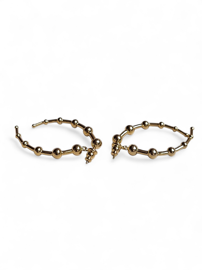 LE DANIELA GOLD PLATED CONTEMPORARY SHAPED STUD EARRING jewellery in 24K gold plating | XAGO Luxe
