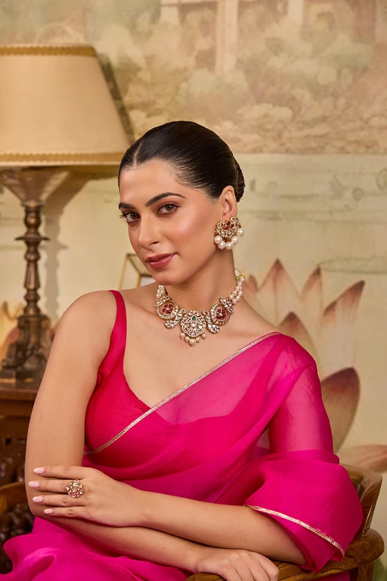 Gold-Plated Floral Medallion Pearl Collar Necklace