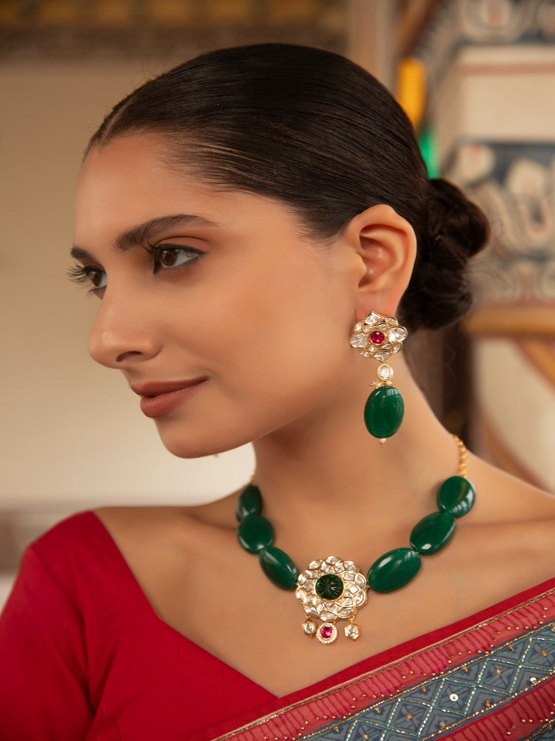 Sunehri Sheesh Necklace Set