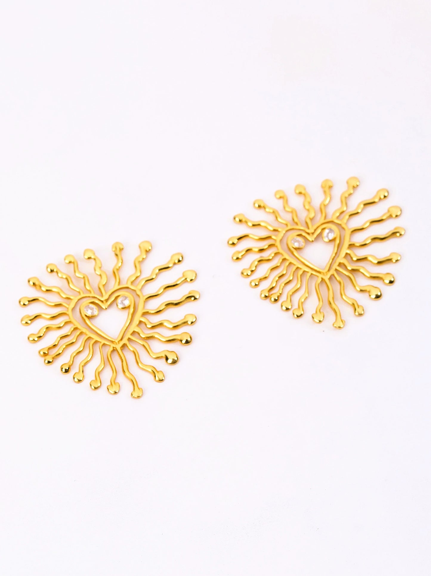 Xago Celeste Heart Earrings – Gold-Tone Statement Heart Studs