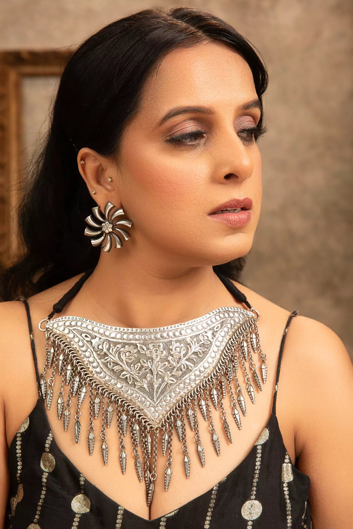 Dhanshree Sliver Oxidised Necklace Set with Earrings