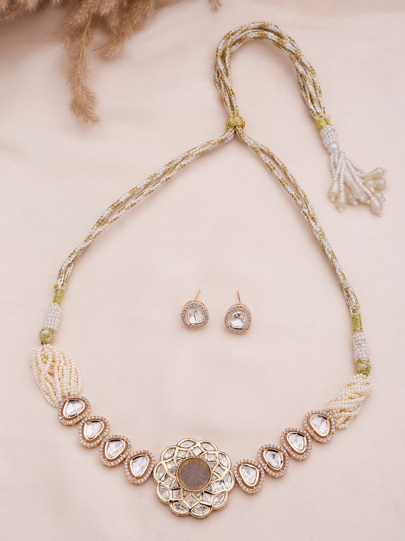 Kundan-Floral Pearl Choker set