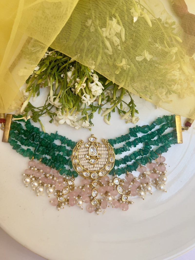 LE DARIO GREEN BEADS & WHITE KHUNDAN NECKLACE SET jewellery in 24K gold plating | XAGO Luxe