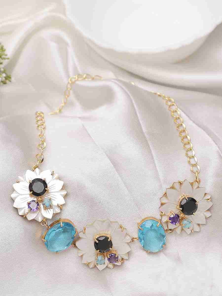 SHIVERA BLUE QUARTZ CHOKER NECKLACE - Image 6