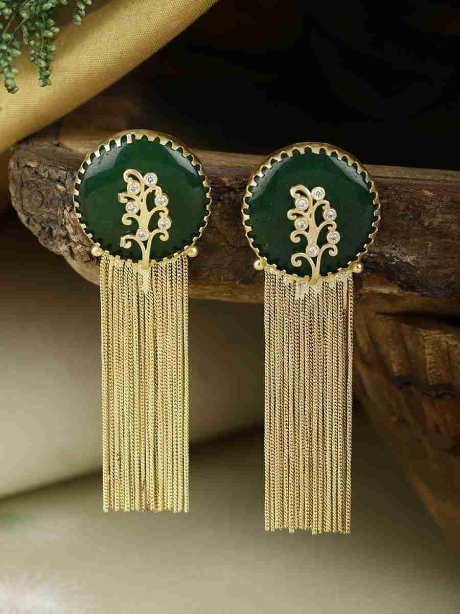 VEDA GREEN STONE DANGLER EARRING - Image 4