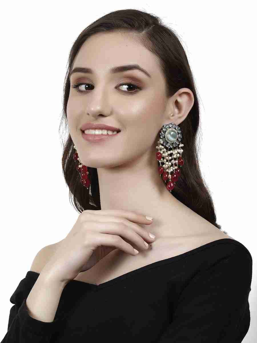 RANIA AD ,  RED BEADS & PEARL EARRINGS