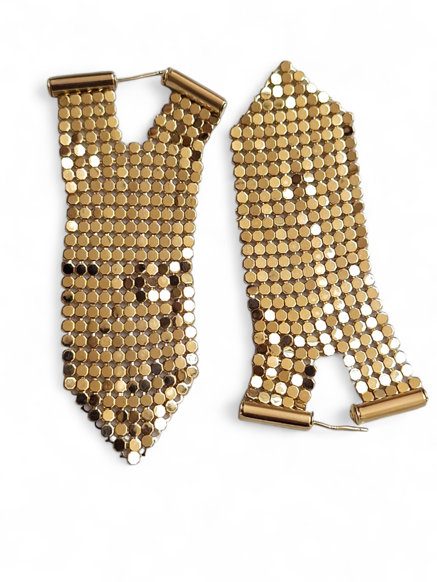 LE DANIEL GOLD PLATE CONTEMPORARY SHAPDE DROP EARRINGS - Image 4