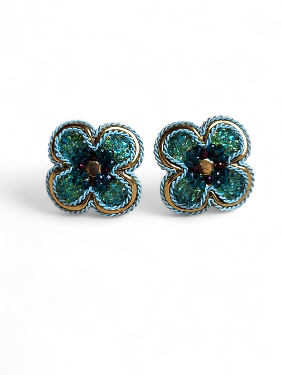 LE ISABEL GREEN FLORAL SHAPE STUDS EARRINGS - Image 3