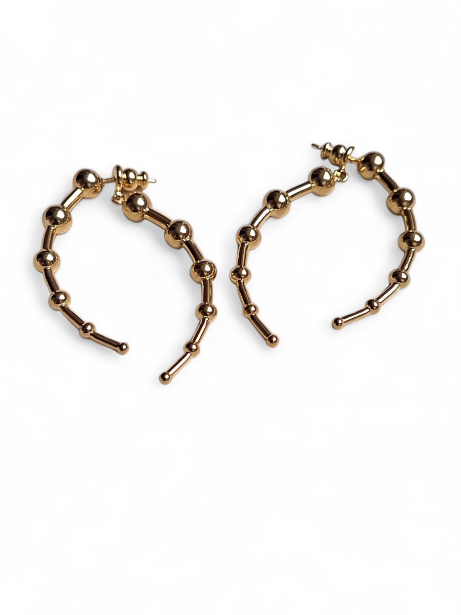 LE DANIELA GOLD PLATED CONTEMPORARY SHAPED STUD EARRING - Image 3