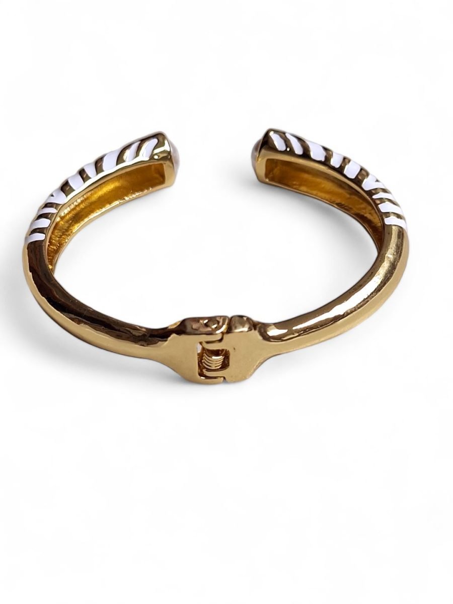 LE JULIA GOLD PLATED CUFF BRACELET - Image 4