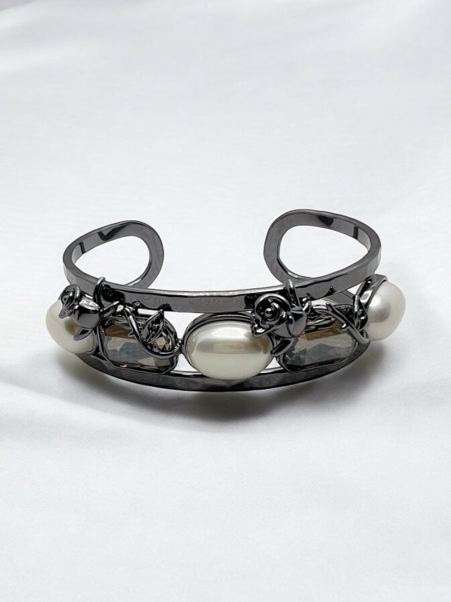 LE CONSTANZA SILVER PLATED AND WHITE STONE CUFF BRACELET