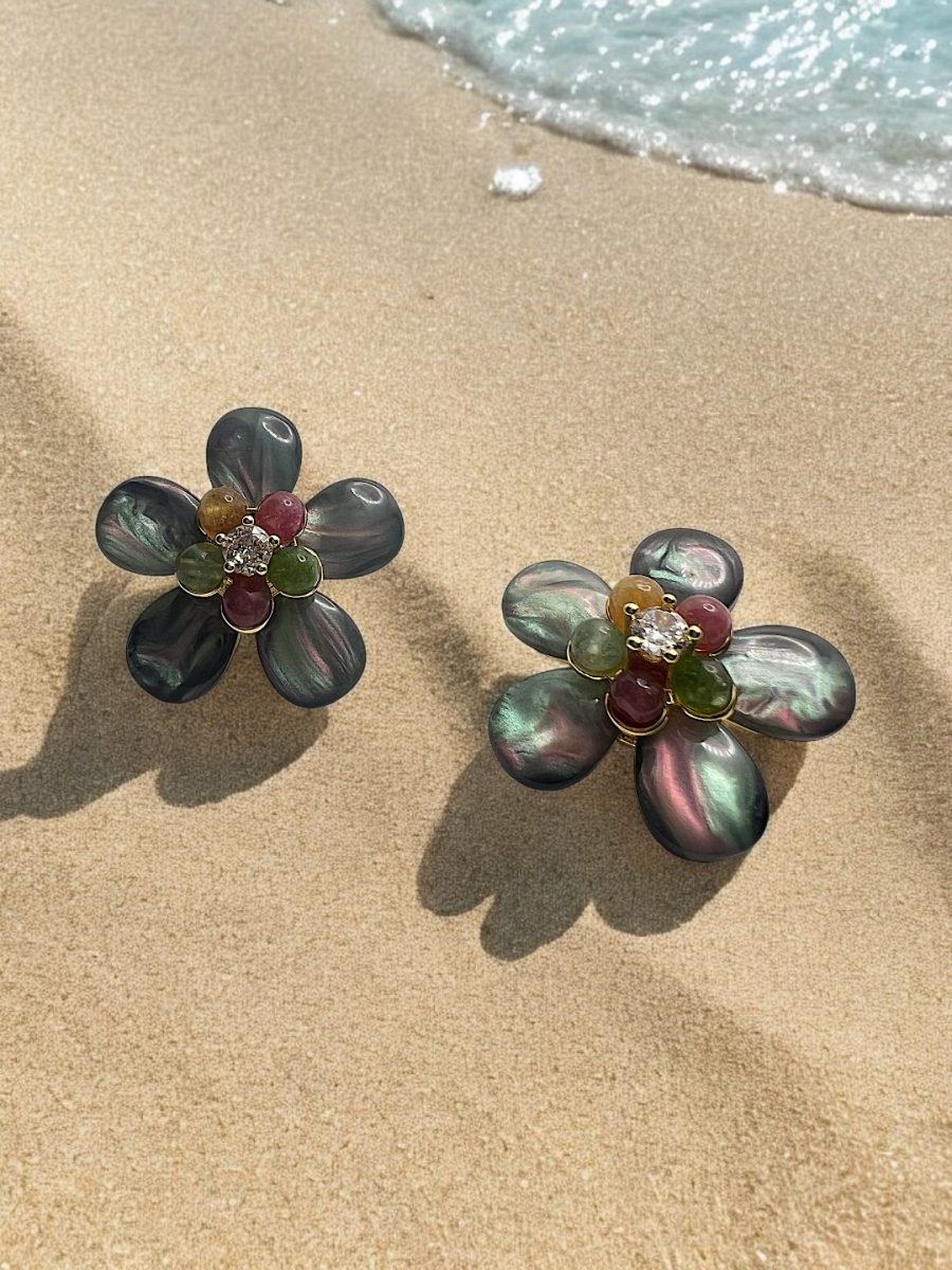 LE SARA MULTI AND GOLD FLORAL SHAPED STUDS EARRINGS